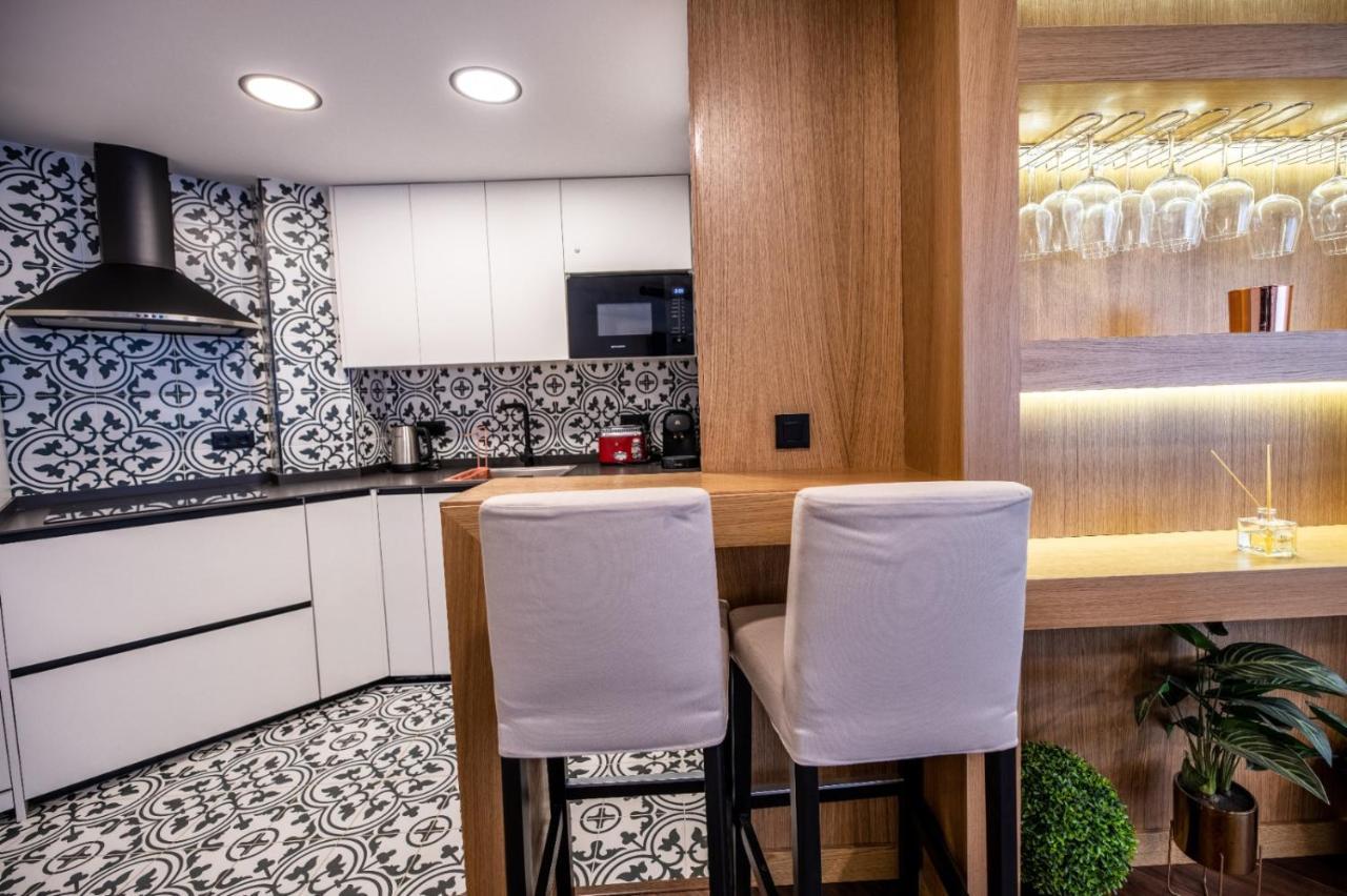 Fantastic Brand New Appartment In Best Location Just Few Steps From The Ski Slope! Private Parking سْييرا نيفادا المظهر الخارجي الصورة